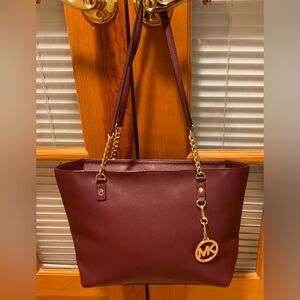 NWOT!! Michael Kors Burgandy Handbag